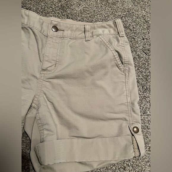 Women’s Carhartt Khaki Shorts Size 6 Original Fit | Women’s Carhartt Shorts - Picture 5 of 7
